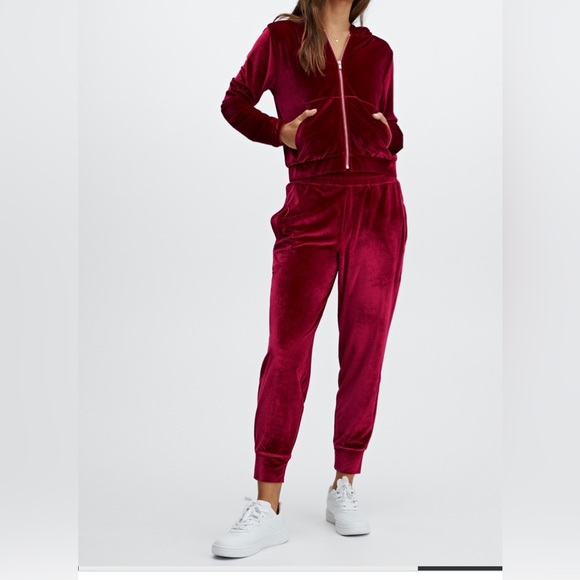 Fabletics - Velour Hoodie Cherry Burst Red Size S Zip Up - Picture 6 of 8